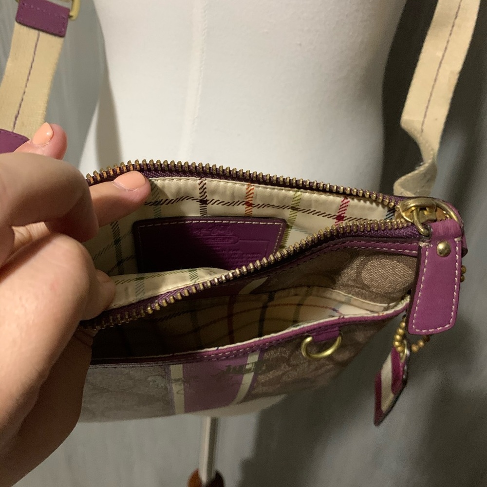 Coach Legacy Swingpack - image 2